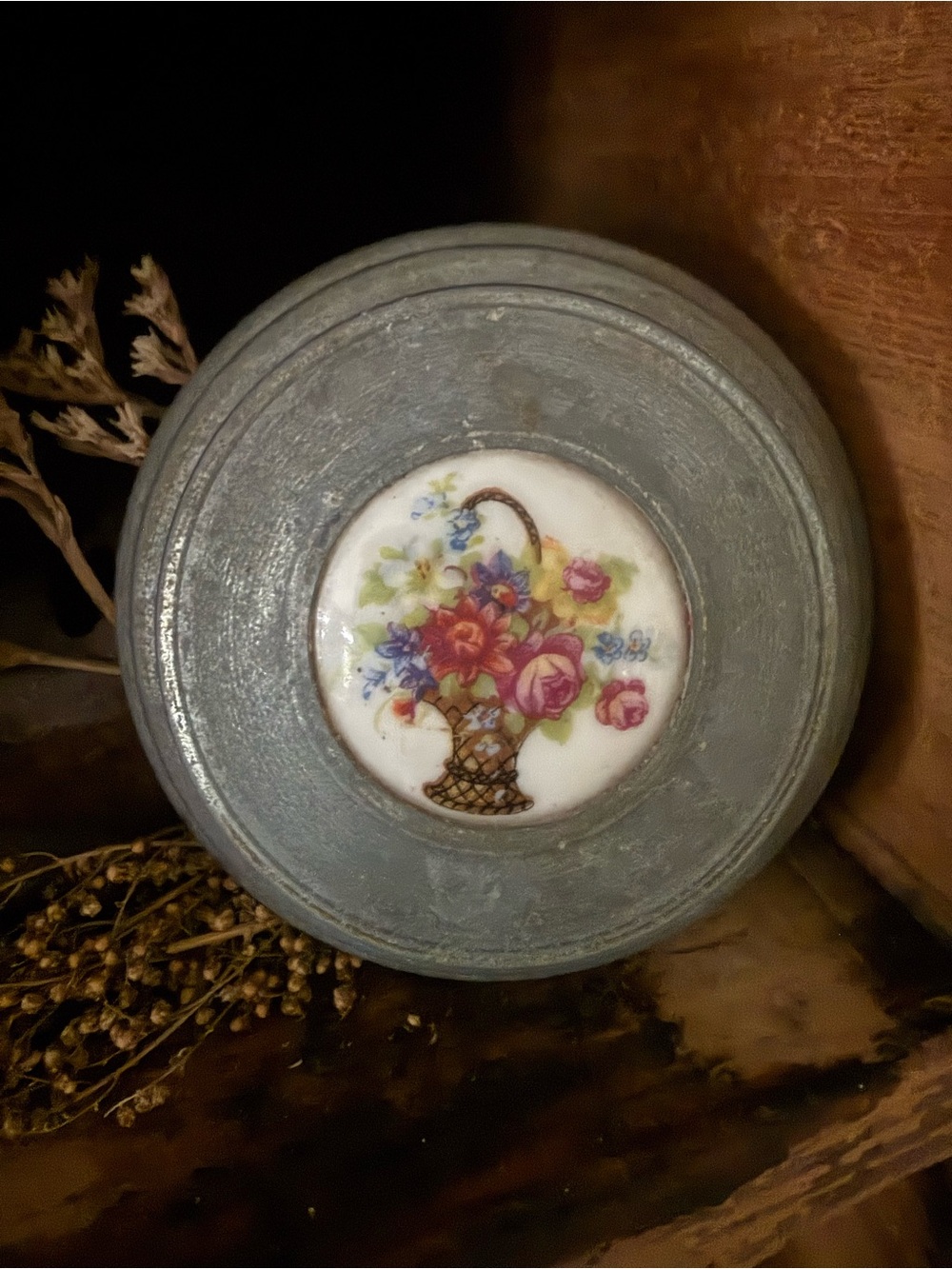 Vintage Floral Basket Ceramic/Porcelain Design Galvanized Lid Home Decor